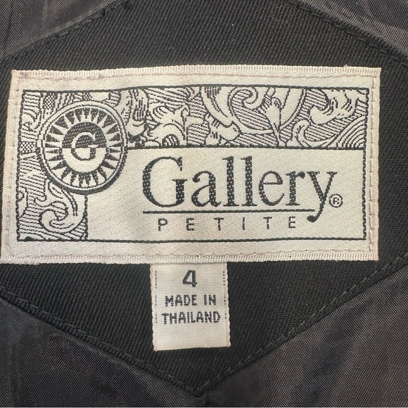 Vintage Gallery Petite Womens Belted Trench Coat Lined Black Size 4 Button Up - Picture 5 of 9